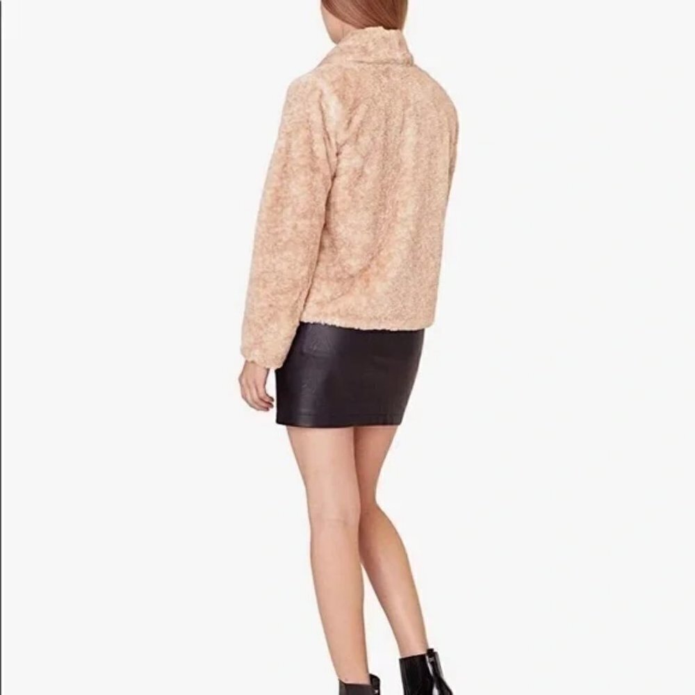 Jack by BB Dakota. Size M. Faux Fur Cropped Jacket. NEW with Tag! - Picture 11 of 11